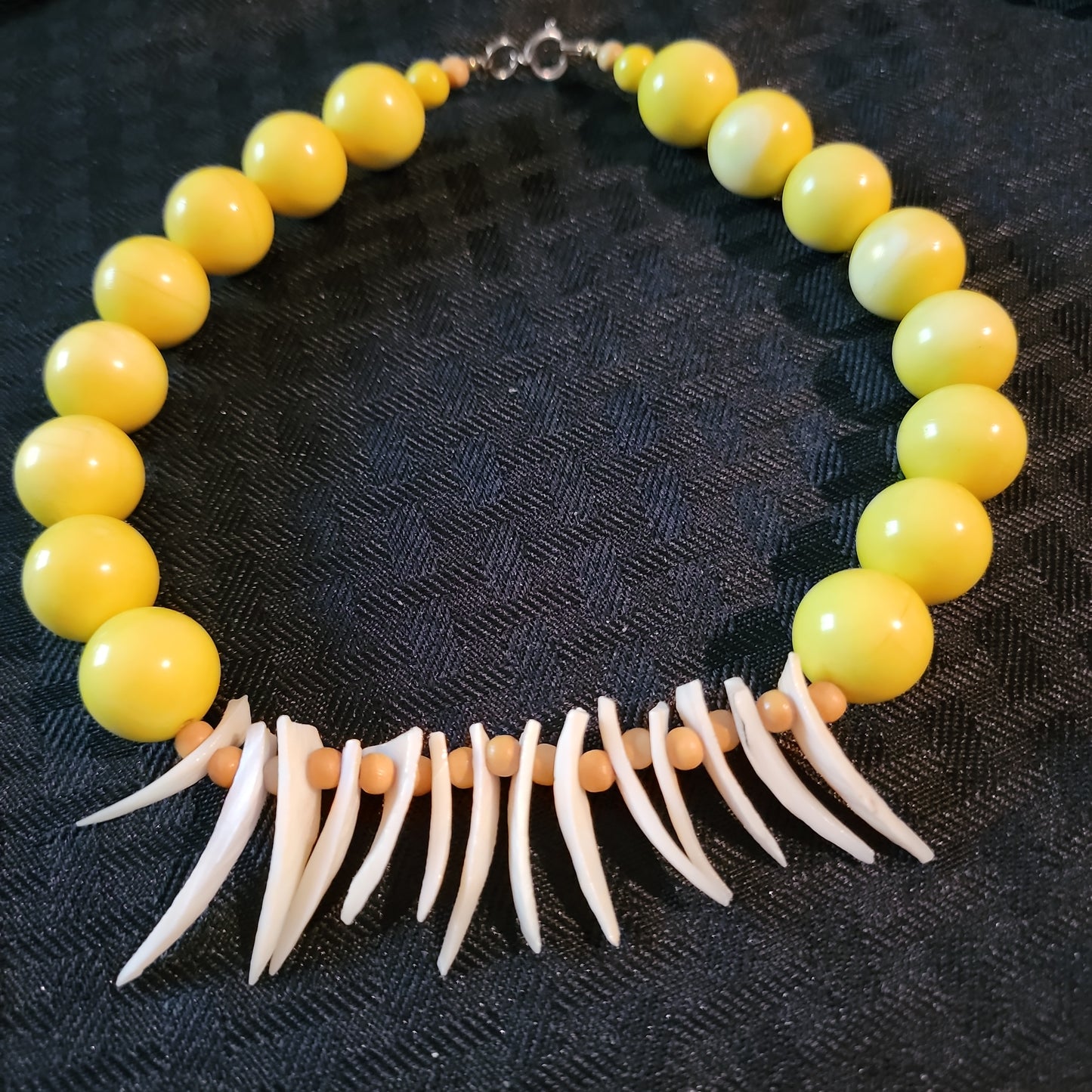 4.24.23-Yellow Necklace
